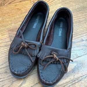 Minnetonka leather moccasin moosehide classic chocolate
